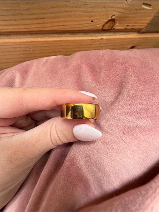 Oura Other - BRAND NEW Oura Generation 4 Gold Size 7